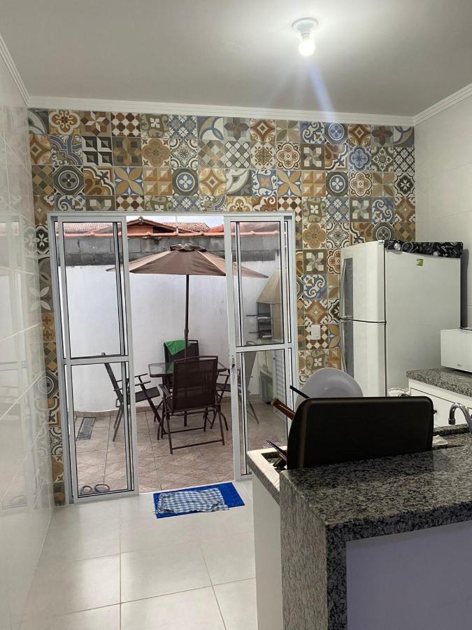 Casa Com Piscina E Churrasqueira - Lindissima! Ітанняен Екстер'єр фото